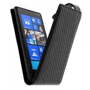 Housse noire style carbone pour le Nokia Lumia 820
